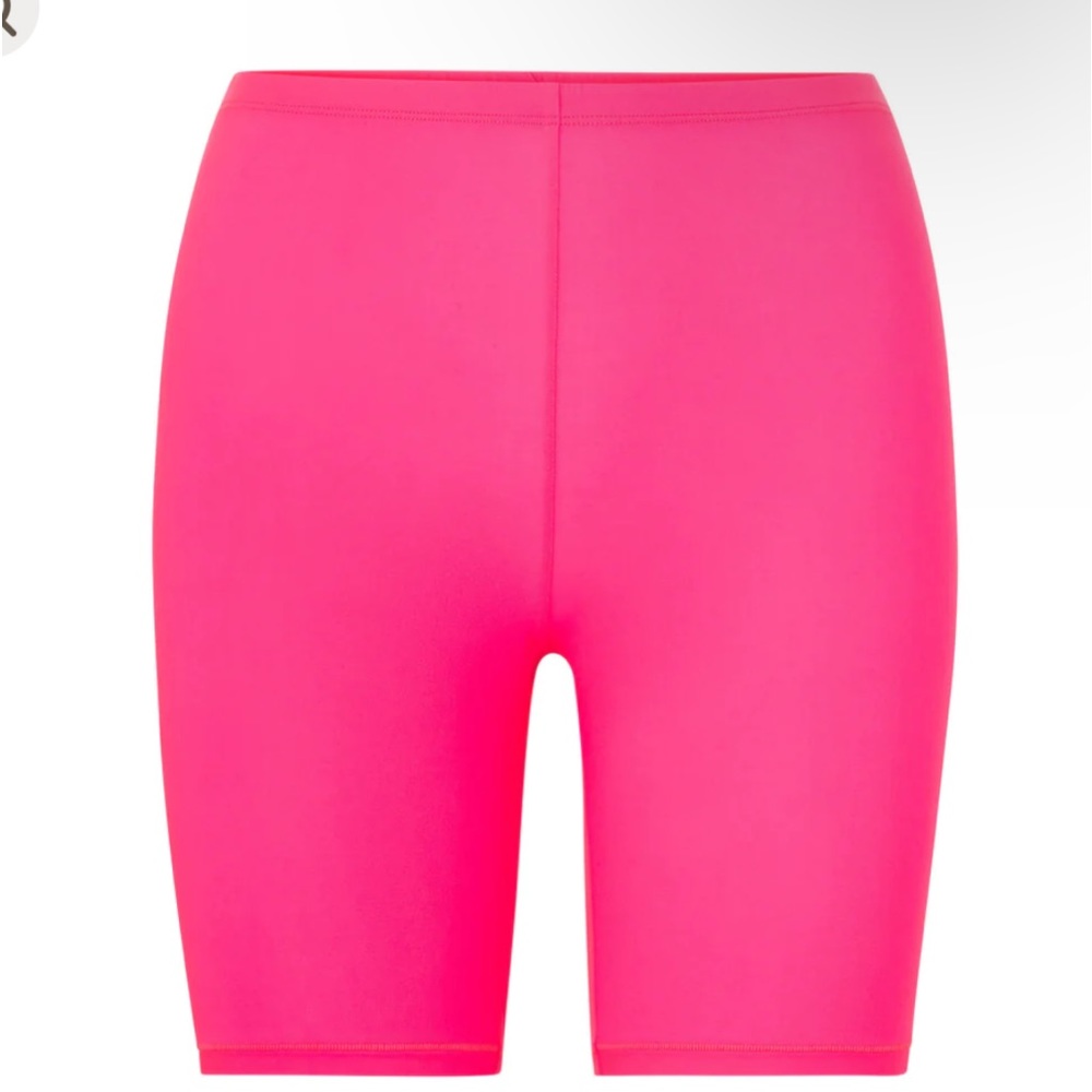 NWT SKIMS FITS EVERYBODY BIKE SHORTS NEON PINK M - Picture 3 of 5
